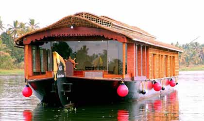 kerala houseboat